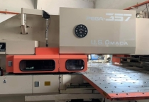 Nguyên lý hoạt động của máy đột dập CNC