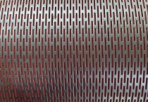 Tôn lỗ mạ kẽm có thực sự bền khi sử dụng ngoài trời?