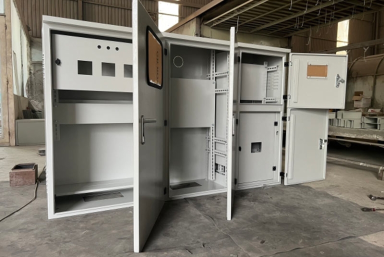 Cập nhật giá vỏ tủ điện công nghiệp hôm nay