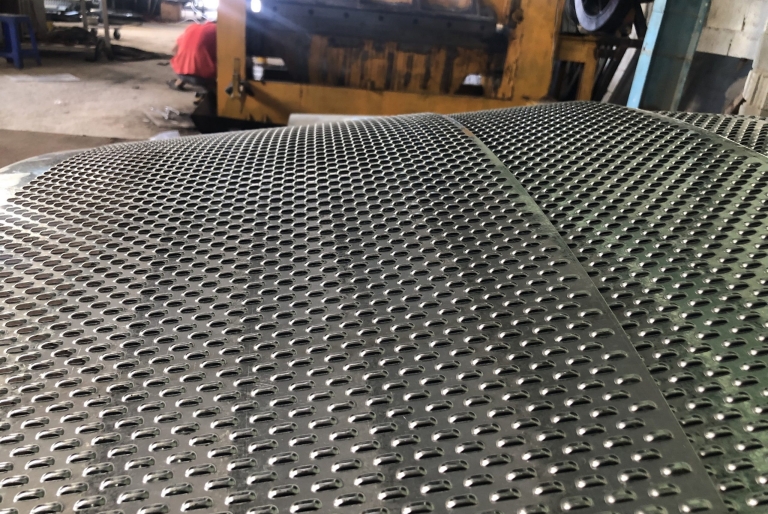 Gia công lưới sàng nông sản chất lượng, độ bền vượt trội