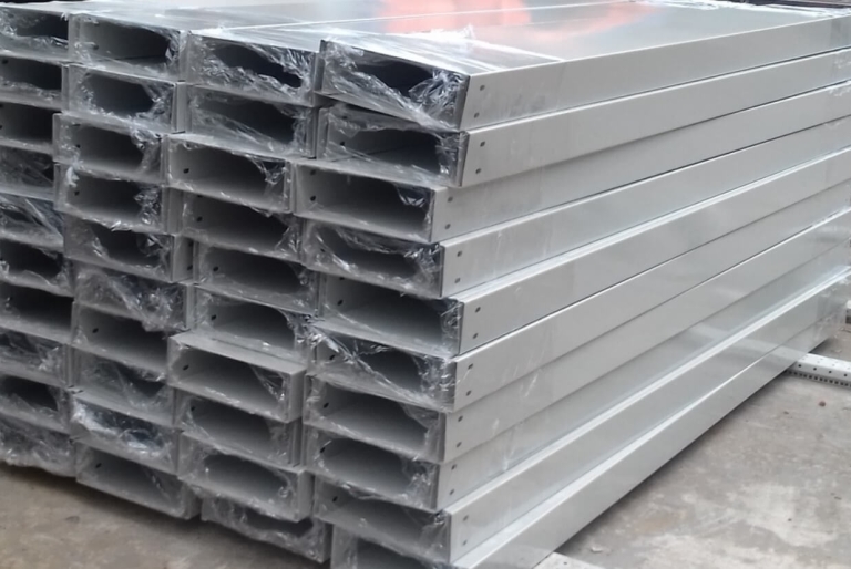 Hướng dẫn lắp đặt máng cáp ngoài trời đúng kỹ thuật