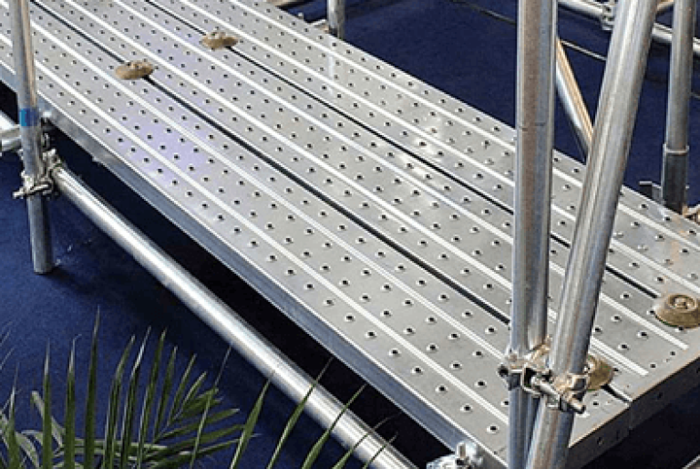 Tại sao sàn thao tác lại quan trọng trong thi công?