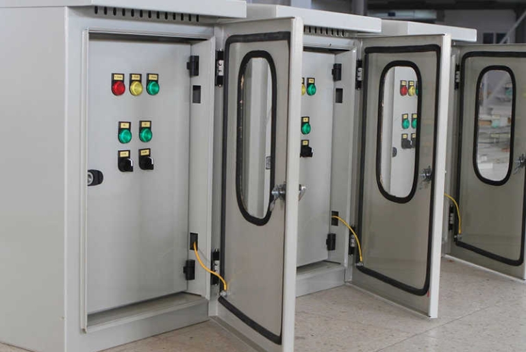 Tiêu chuẩn an toàn khi sản xuất vỏ tủ điện điều khiển hiện nay