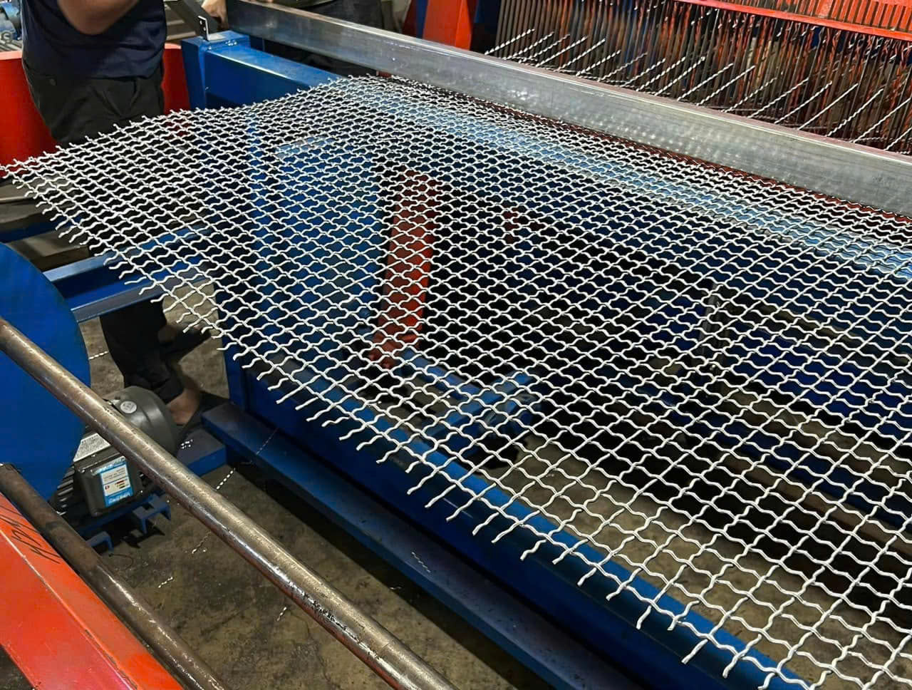 làm lưới loa theo yêu cầu