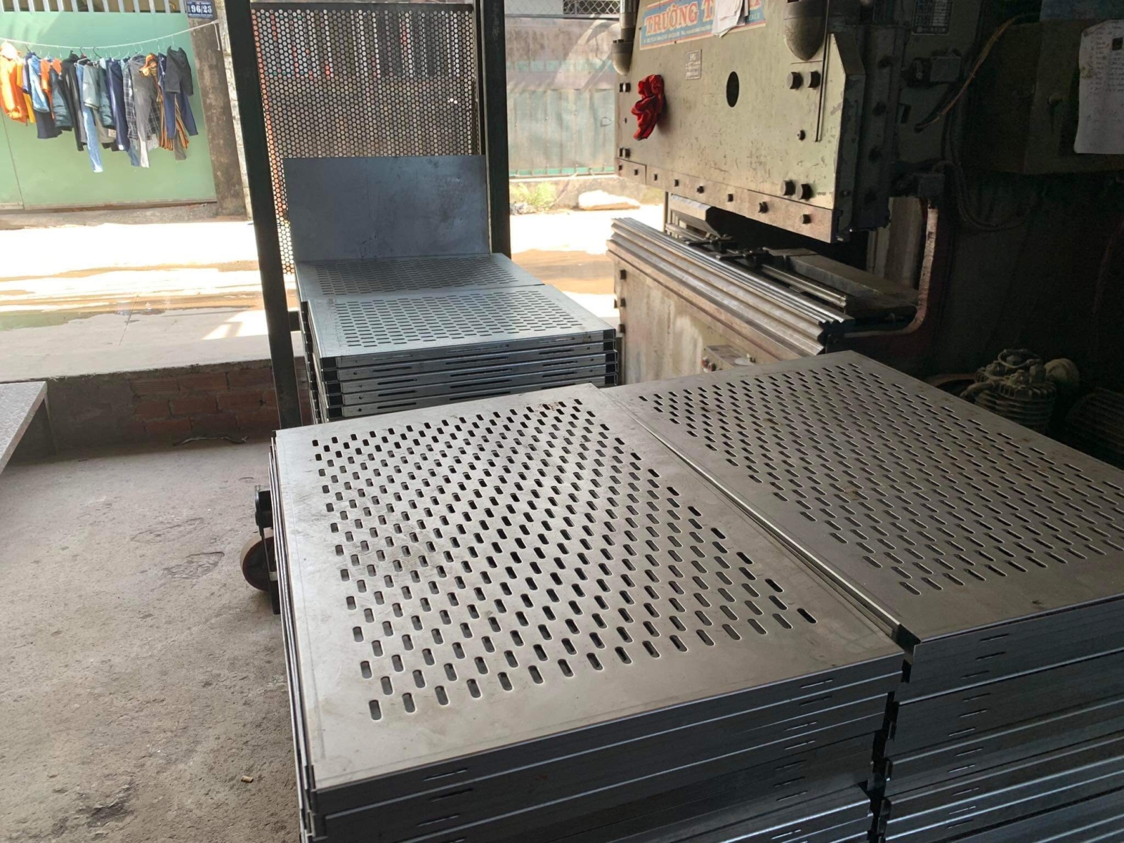 lưới sàng hạt điều