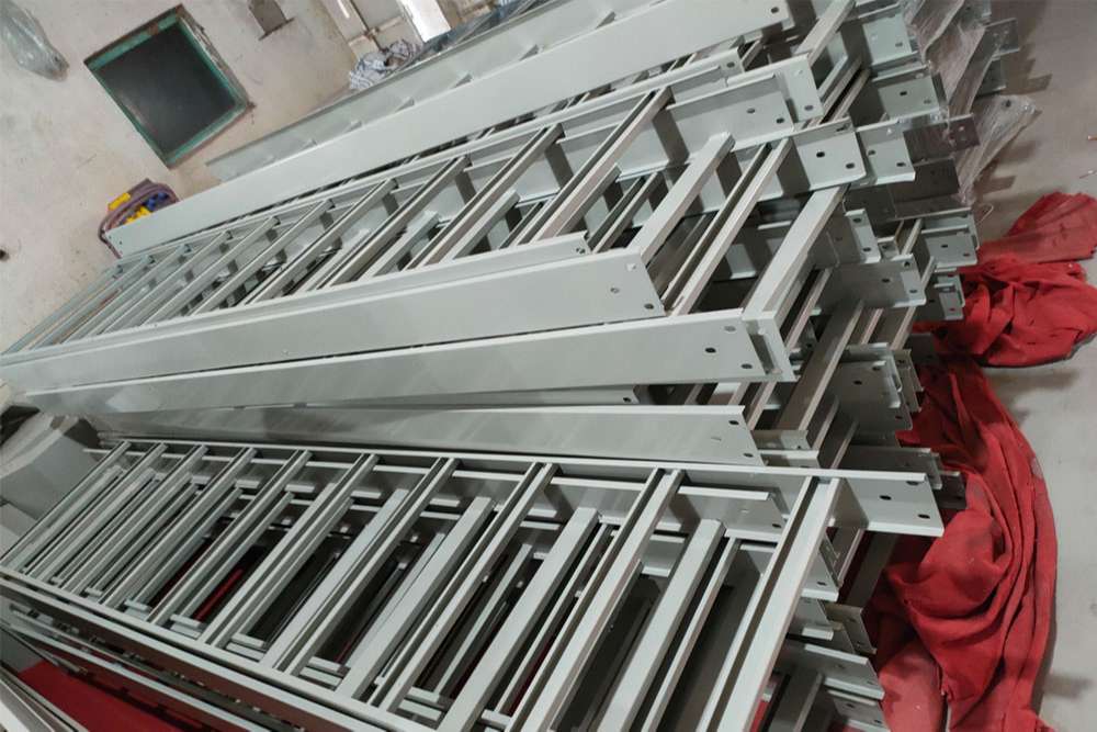 báo giá thang máng cáp sơn tĩnh điện