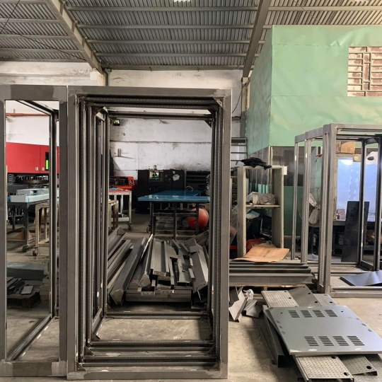 vỏ tủ điện công nghiệp