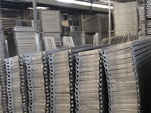 mâm giàn giáo giá rẻ